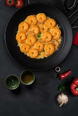 Соте с тигровых креветок в сливочном соусе