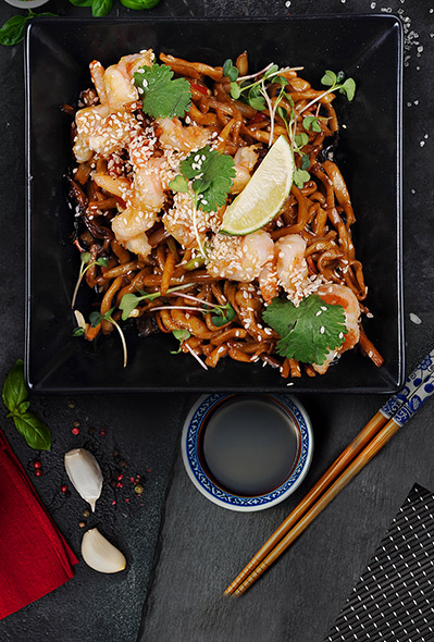 Noodles with tiger shrimps (5 pcs.)